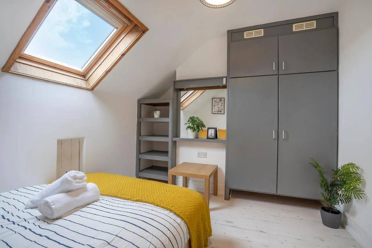 Quiet Neighborhood-Free Parking Apartment Blackpool United Kingdom